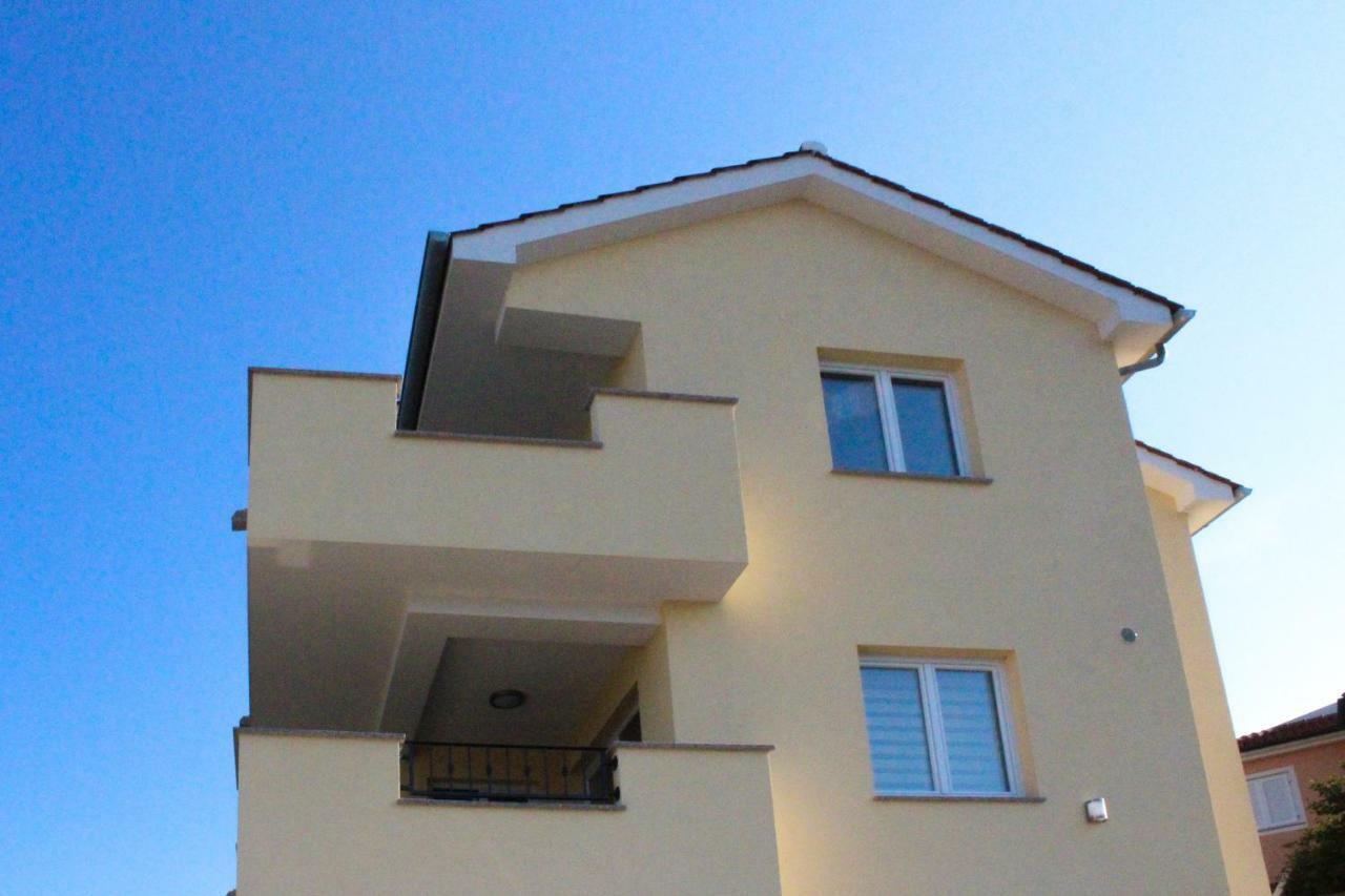 Apartmani Marin 비르브닉 외부 사진